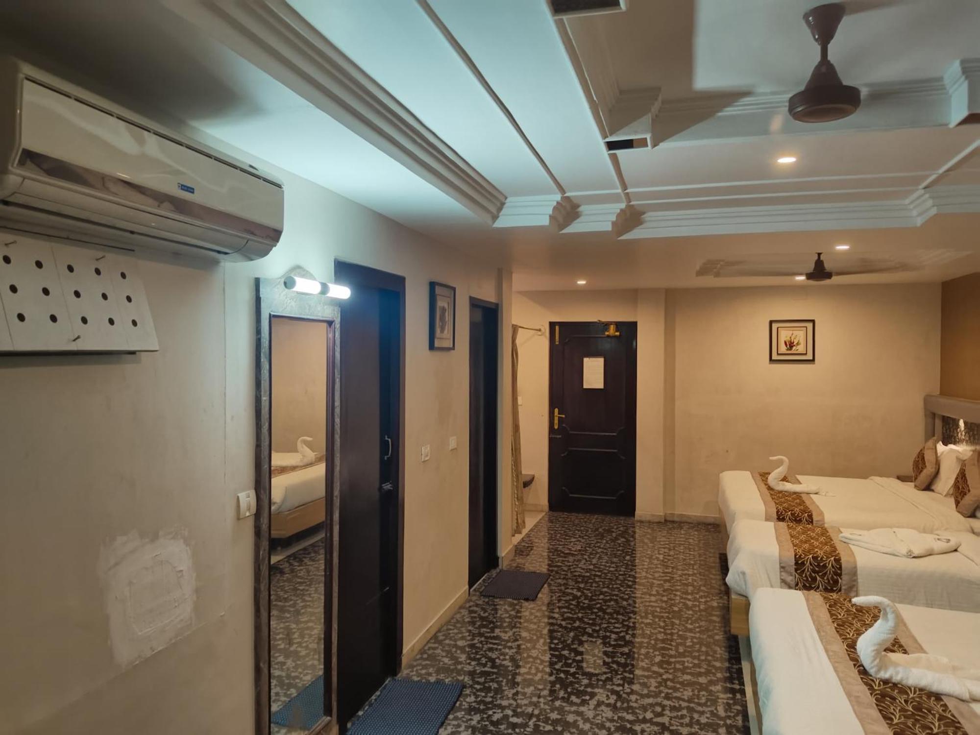 Hotel Mayas Tiruchirappalli Exterior photo