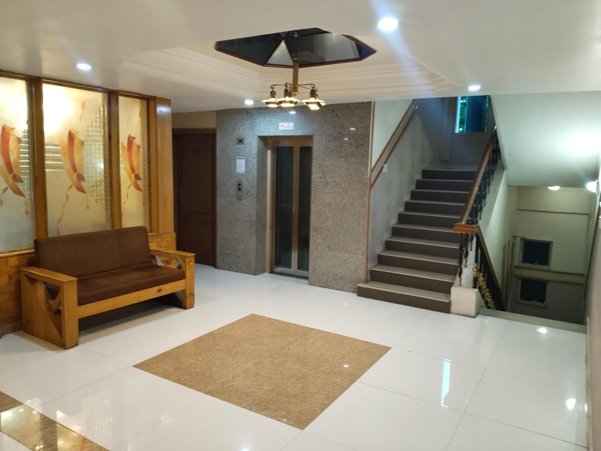 Hotel Mayas Tiruchirappalli Exterior photo