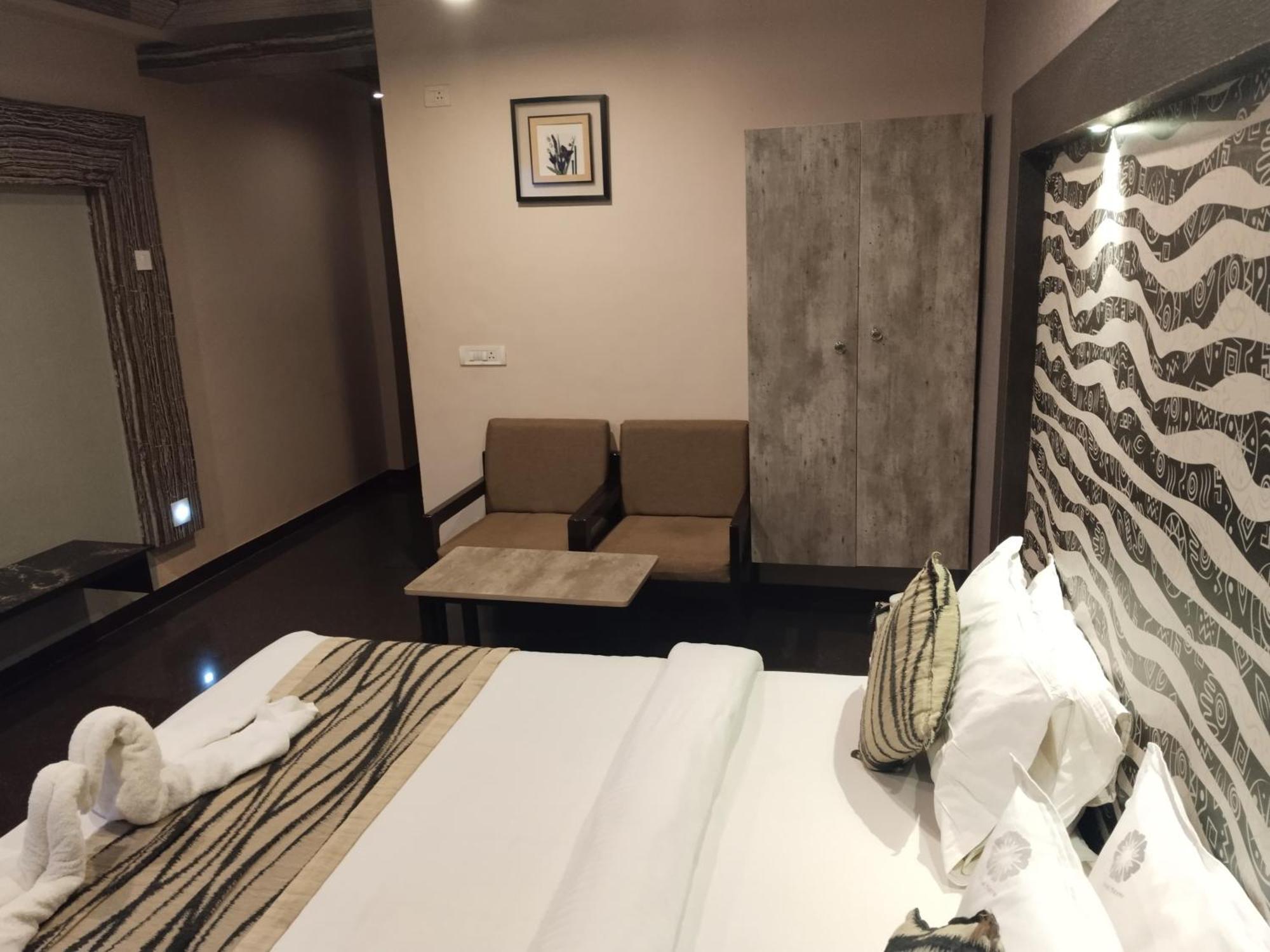 Hotel Mayas Tiruchirappalli Exterior photo